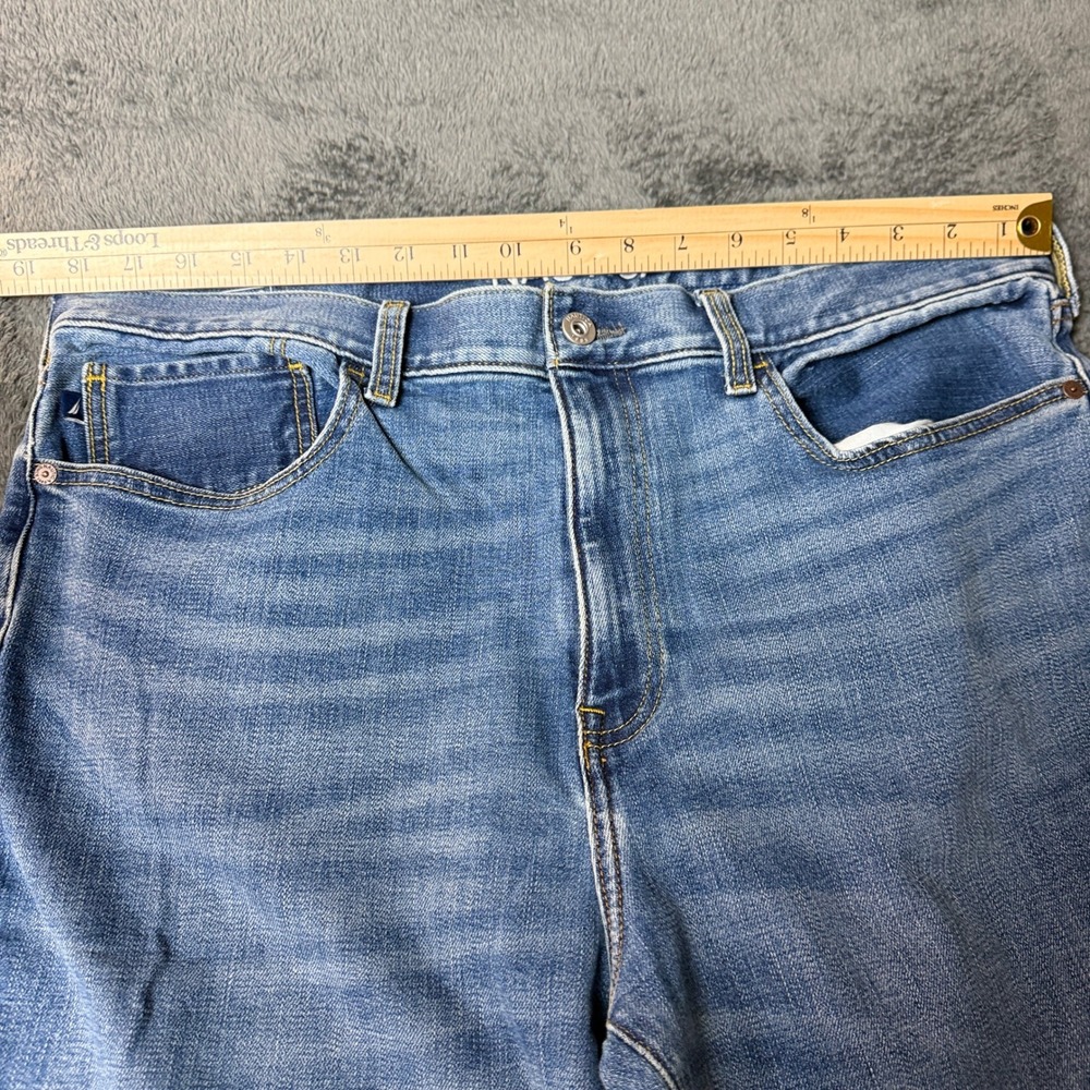 Nautica Men's Blue Denim‎ Jeans Classic Fit Casual Everyday Pants - Picture 6 of 14